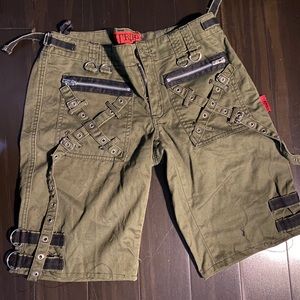 Tripp NYC olive green bondage shorts sz 7